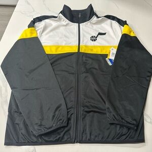 Utah Jazz Men’s Full Zip Jacket (Medium) Retails For $75